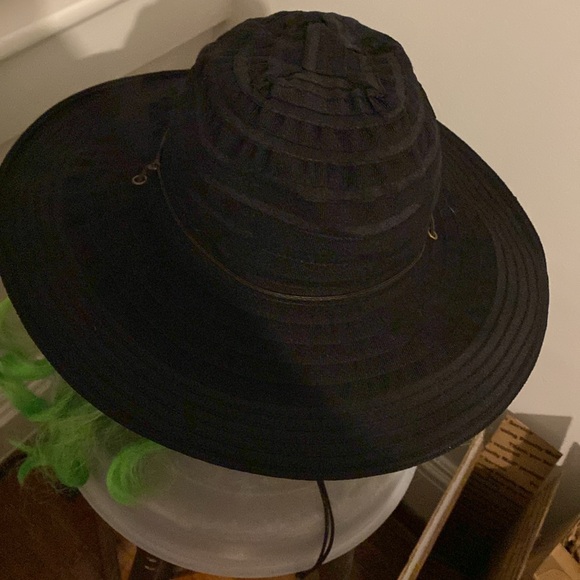 Scala summer style hat in great condition - Picture 12 of 13